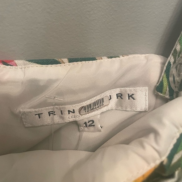 Trina Turk Lacquer 2 Top - Picture 9 of 9